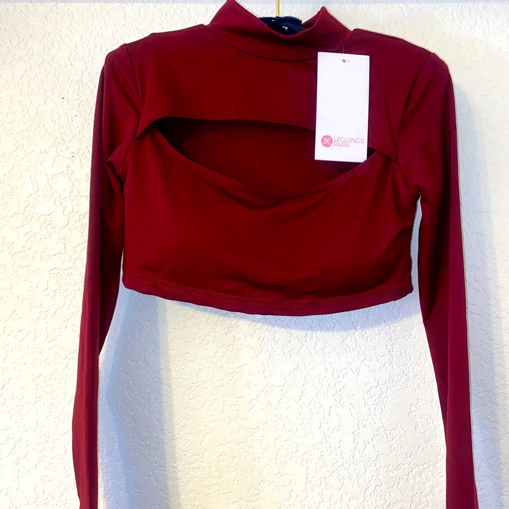 Brand New Leggings Park Womens Active Wear Long Sleeve Crop Top - Burgundy
